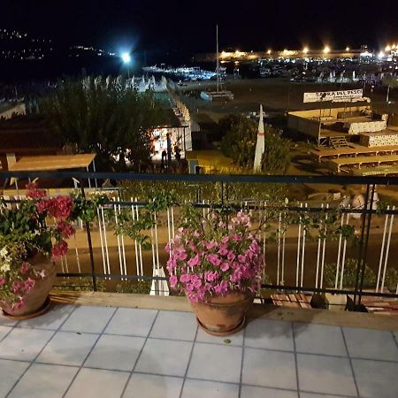 Terrazza Sul Mare Giardini Naxos Exterior foto