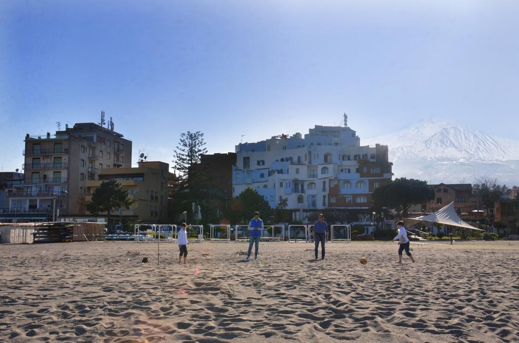 Terrazza Sul Mare Giardini Naxos Exterior foto