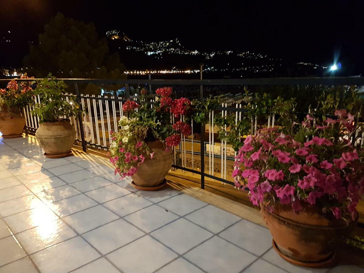 Terrazza Sul Mare Giardini Naxos Exterior foto